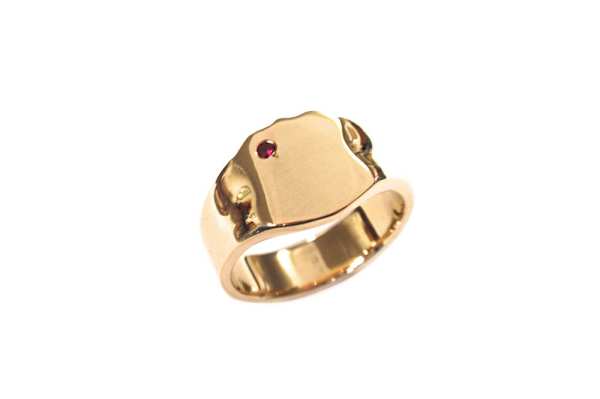 Using customers old gold creating hand carved mens signet ring with ruby 