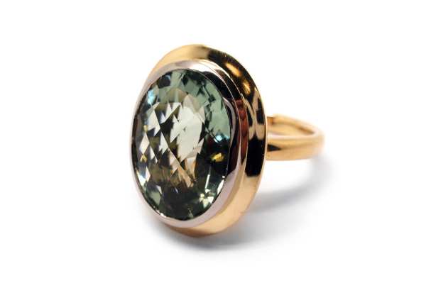 Oval chequerboard cut green quartz bezel set ring