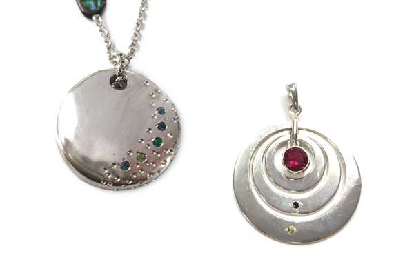 Friends pendants, by using everyone’s birthstones set into a pendant 