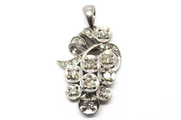 Stylised grape pendant with old cut diamonds