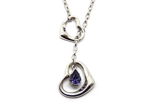 Purple sapphire and white gold pendant